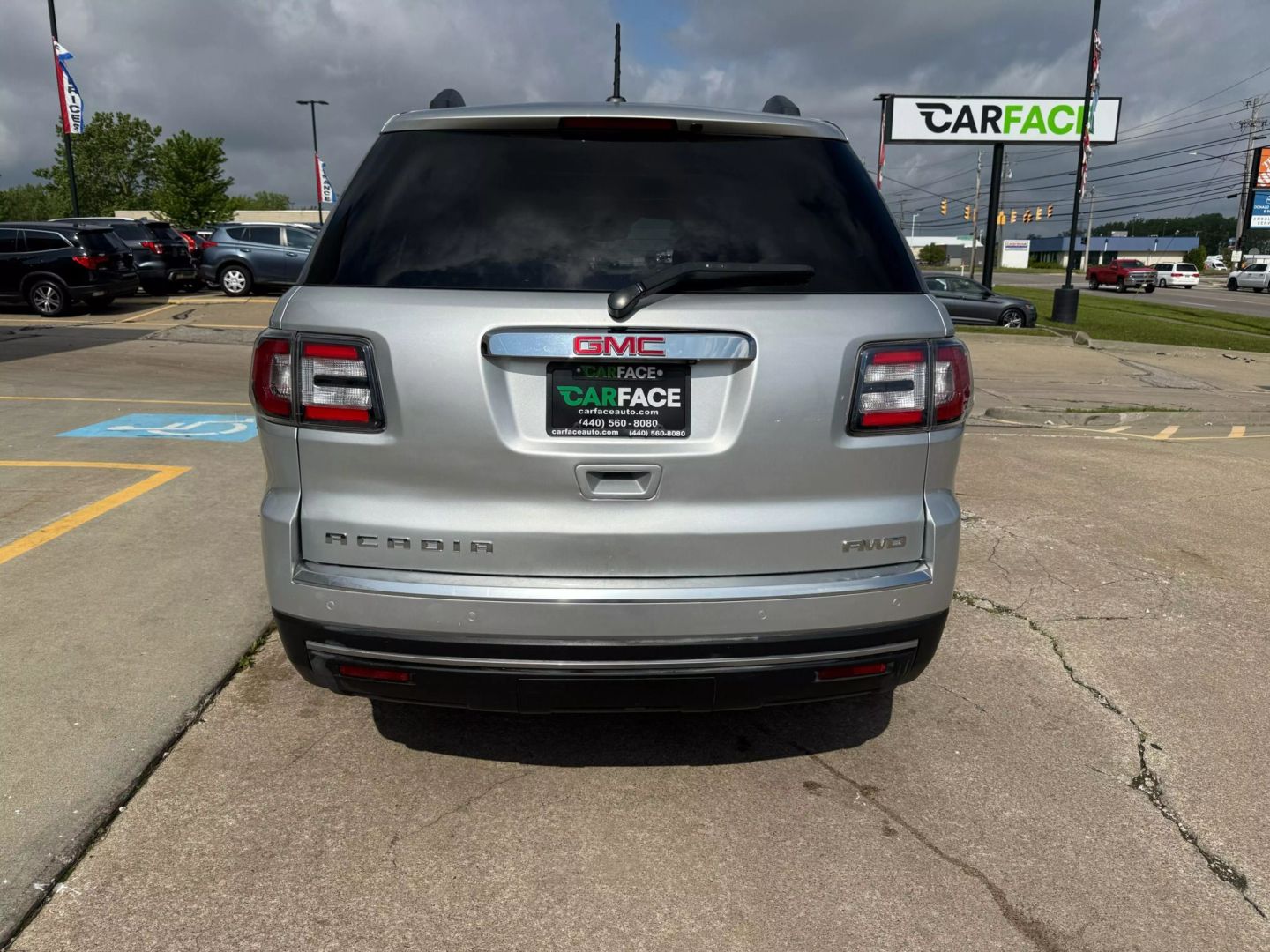 2016 Gmc Acadia - Image 10