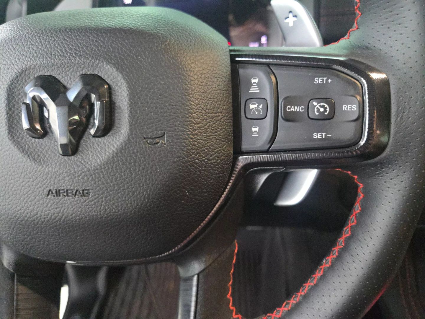 2024 Ram 1500 Crew Cab - Image 32