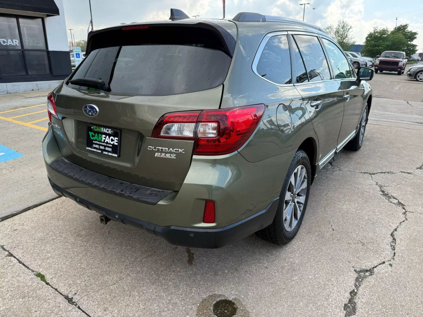 2017 Subaru Outback - Image 15