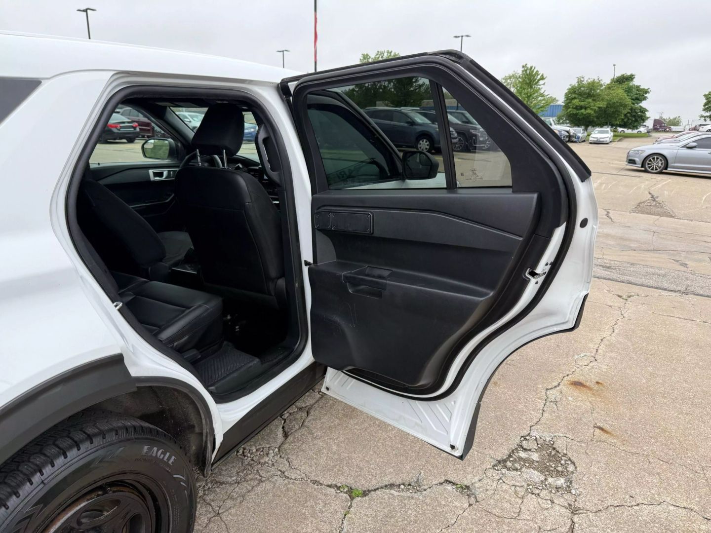 2021 Ford Explorer - Image 23