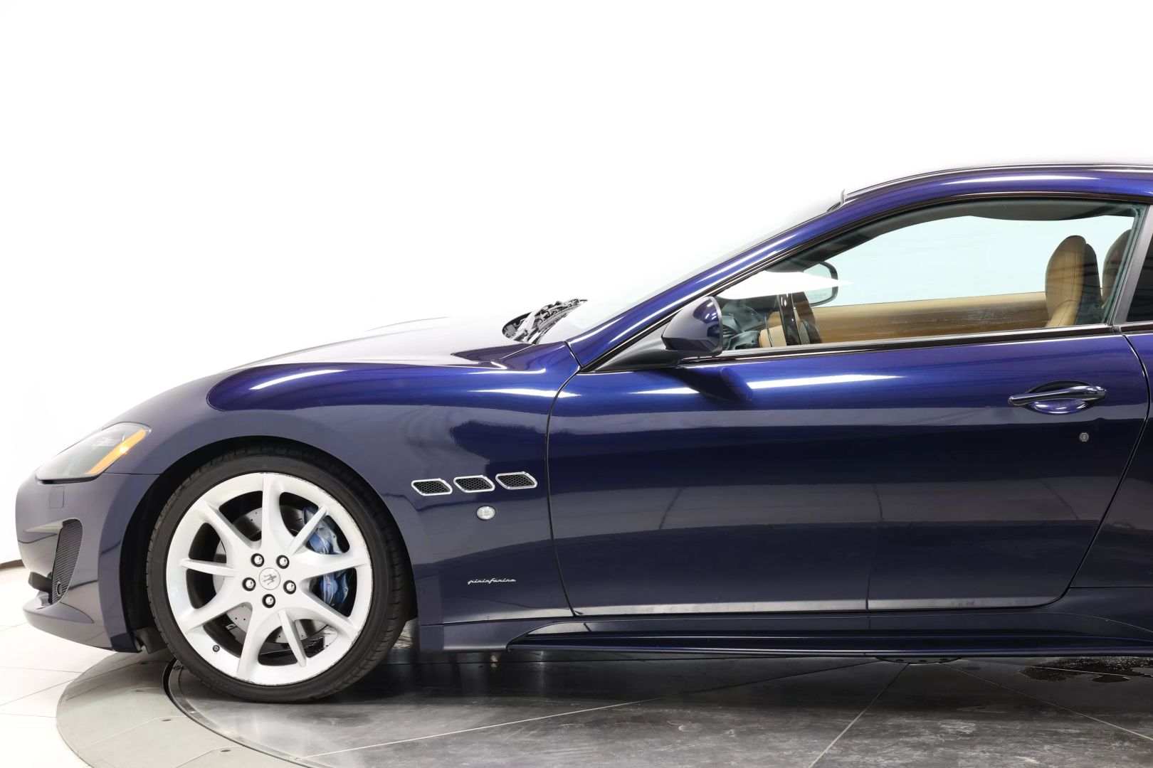2016 Maserati Granturismo - Image 7