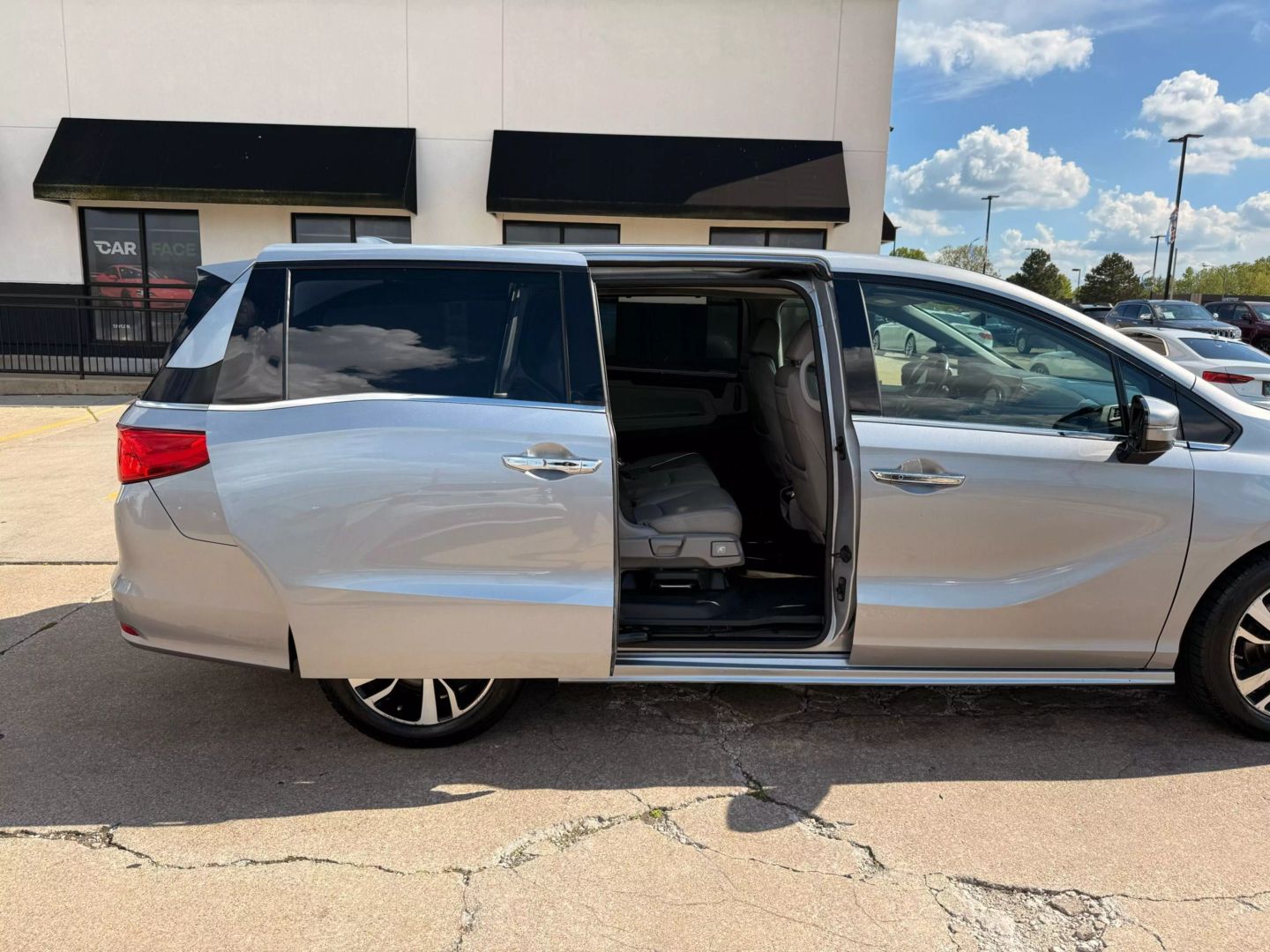 2018 Honda Odyssey - Image 24