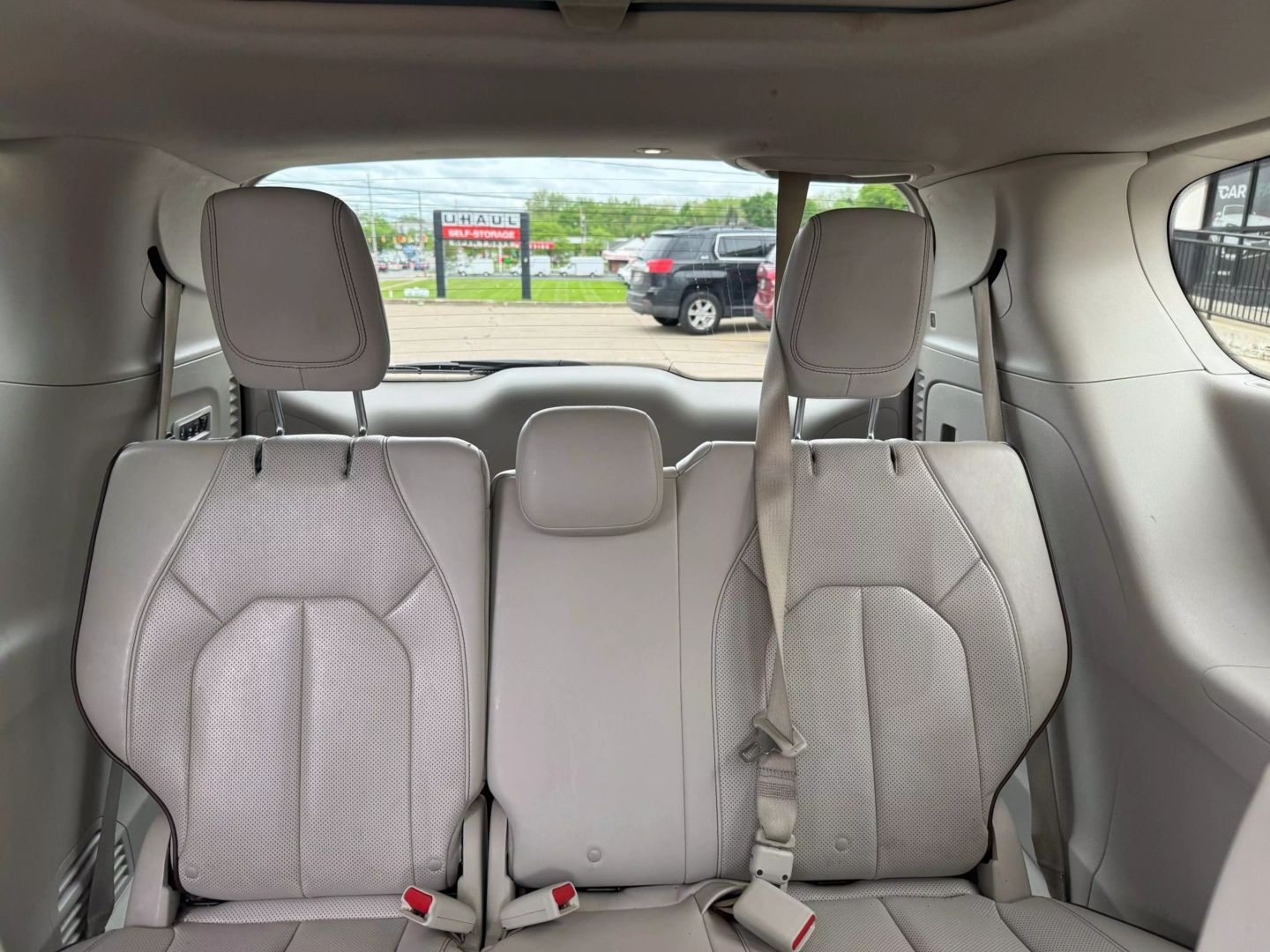 2020 Chrysler Pacifica - Image 27