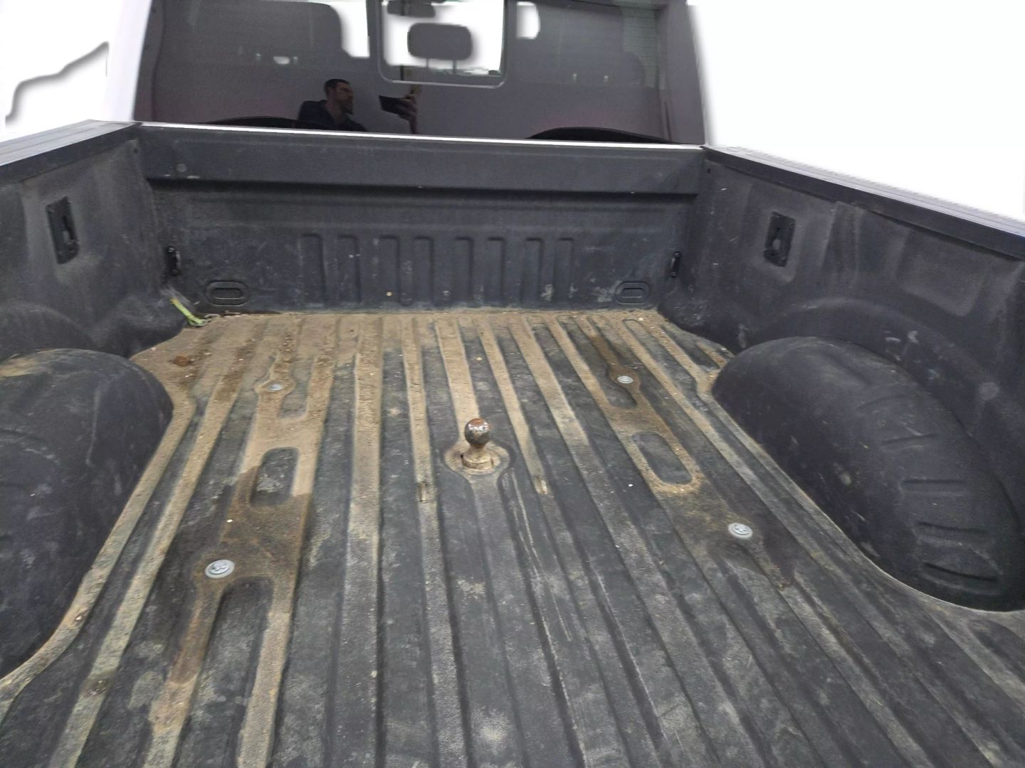 2019 Ford F350 Super Duty Crew Cab - Image 11