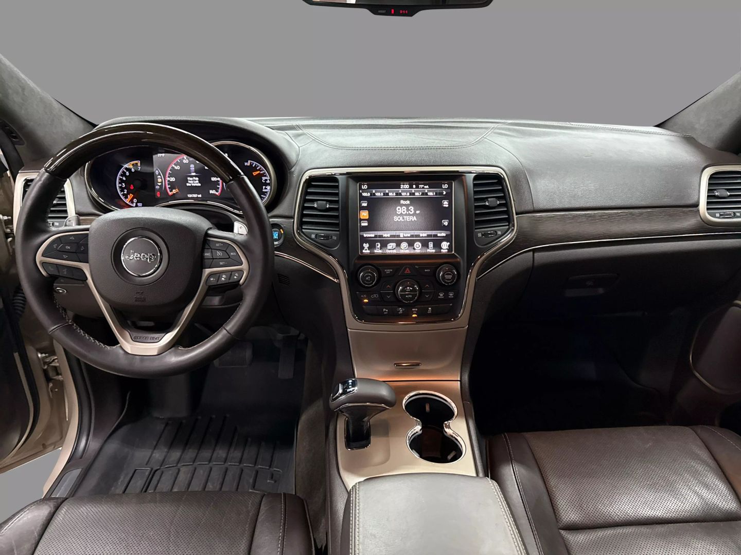 2014 Jeep Grand Cherokee - Image 45