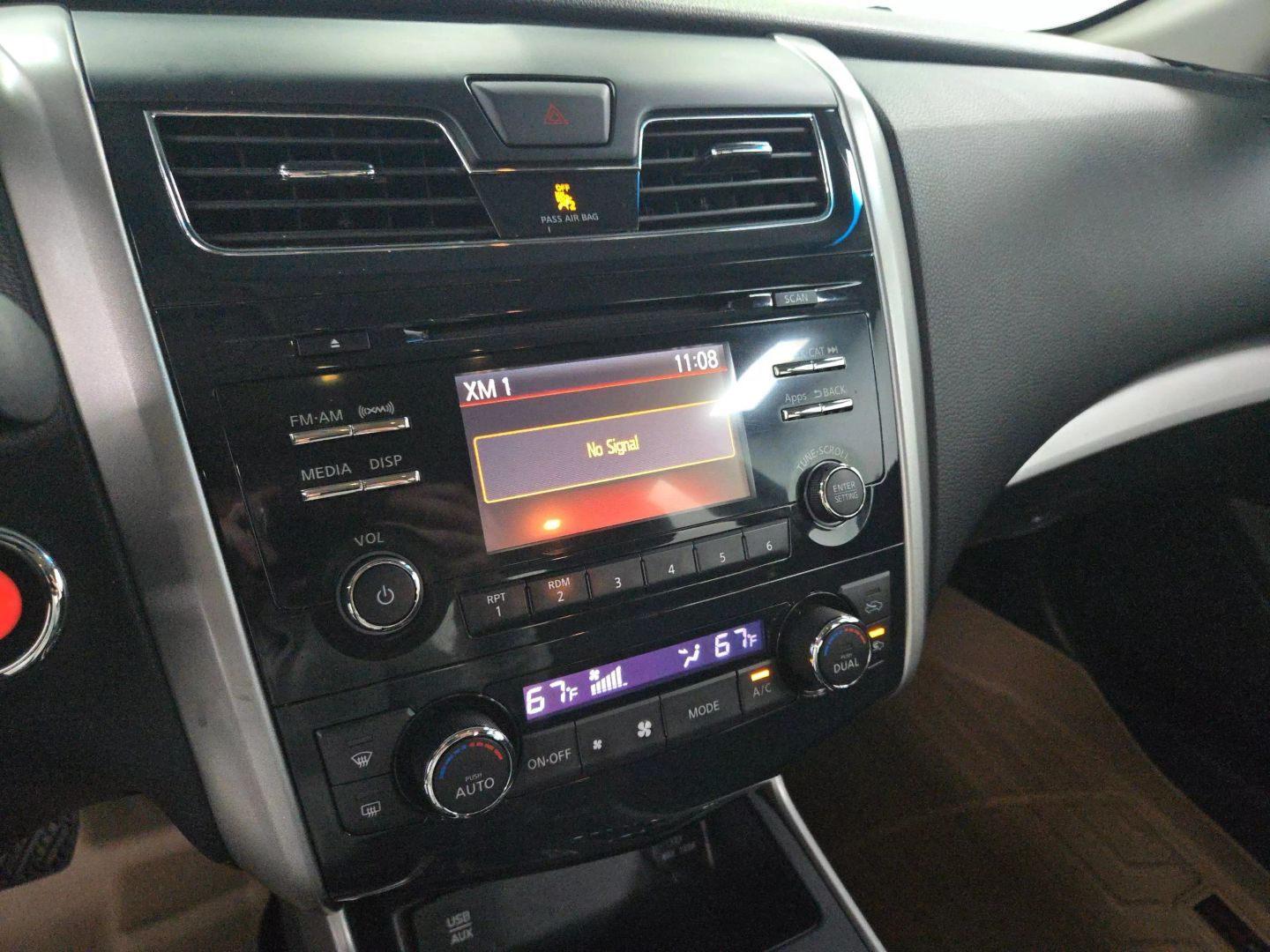 2015 Nissan Altima - Image 22