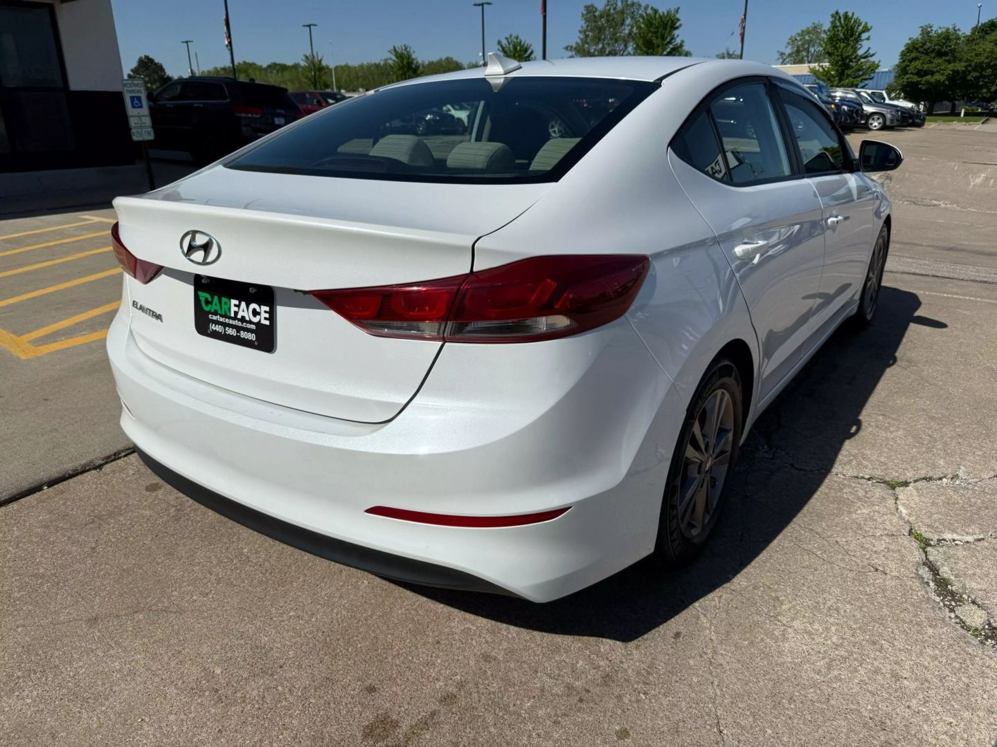 2018 Hyundai Elantra - Image 14