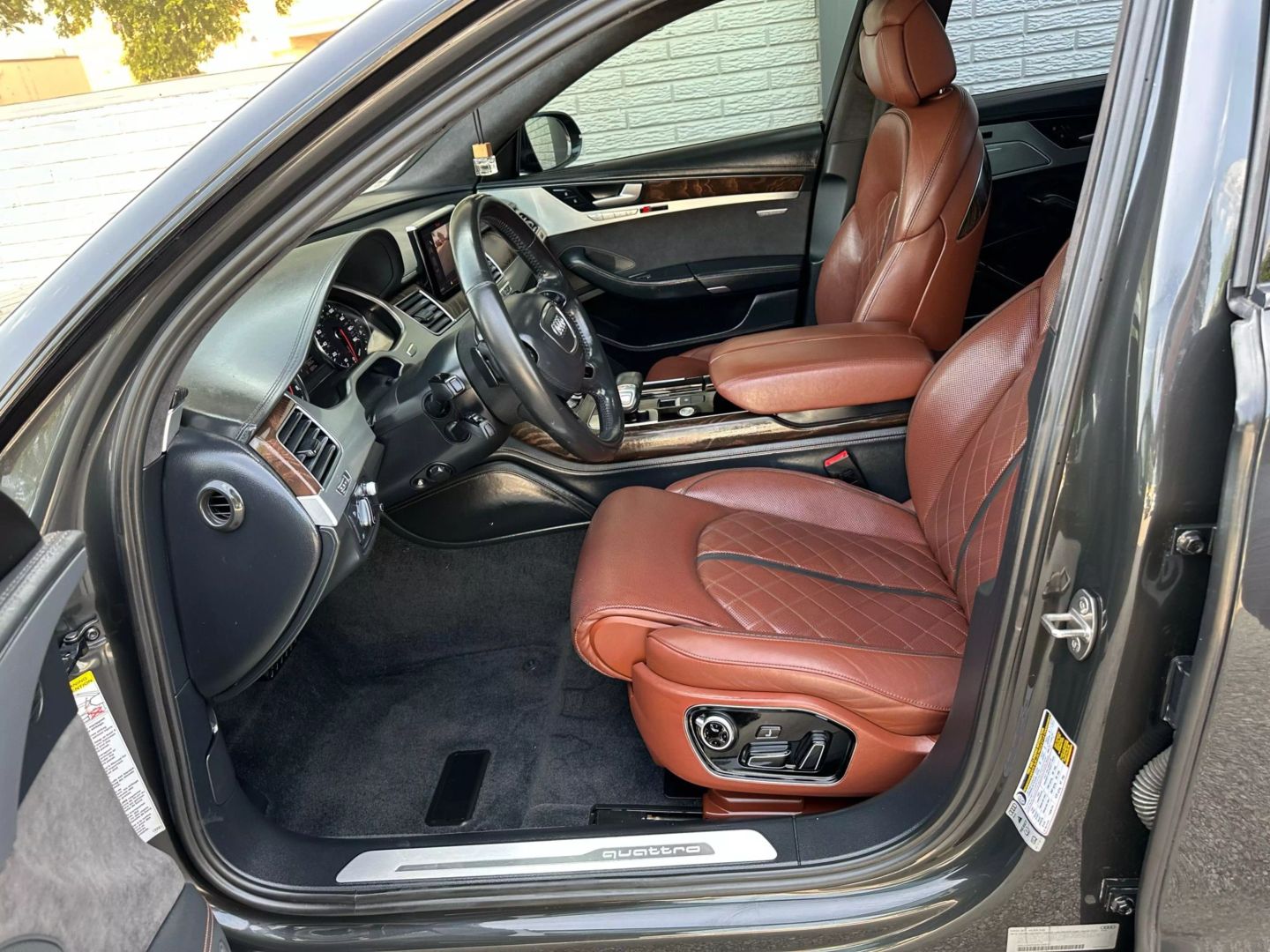 2017 Audi A8 - Image 25