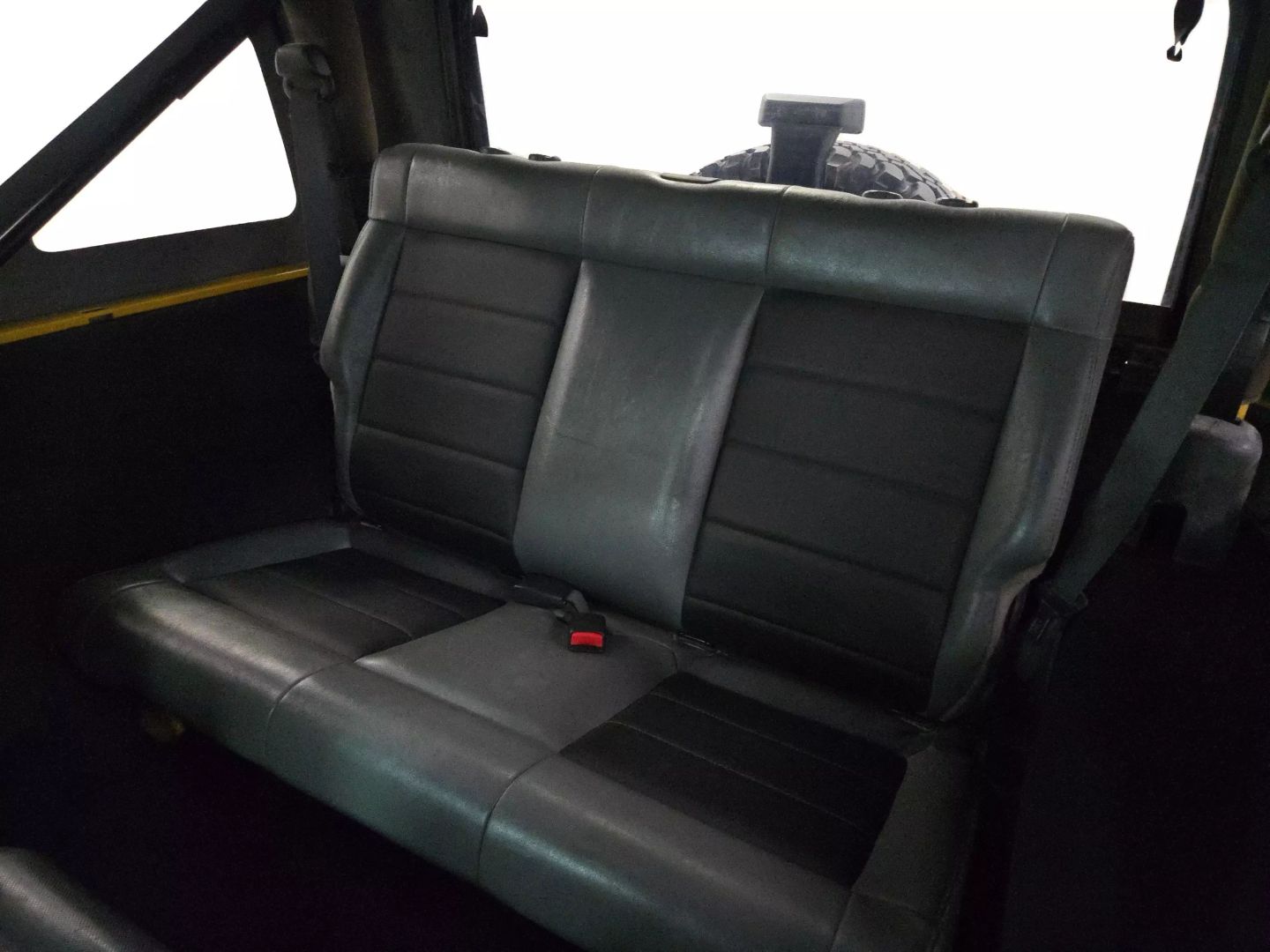 2009 Jeep Wrangler - Image 10