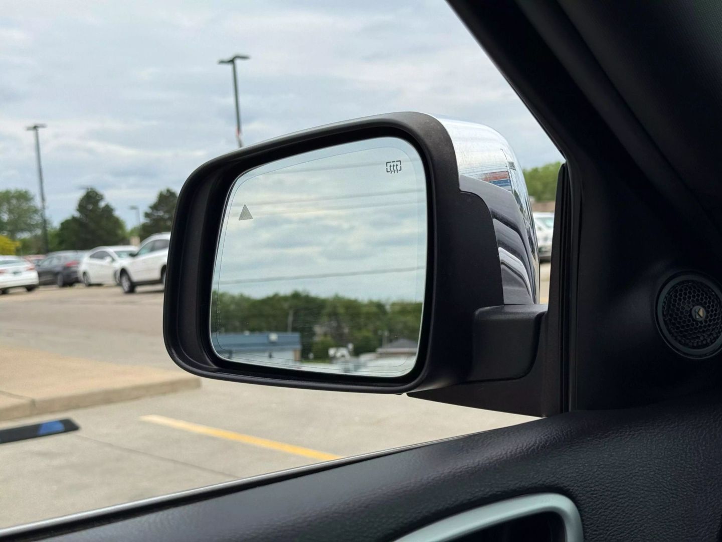 2018 Jeep Grand Cherokee - Image 57