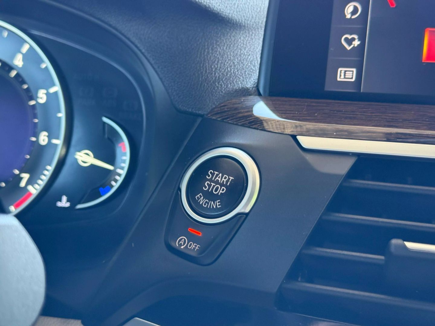 2019 Bmw X3 - Image 32