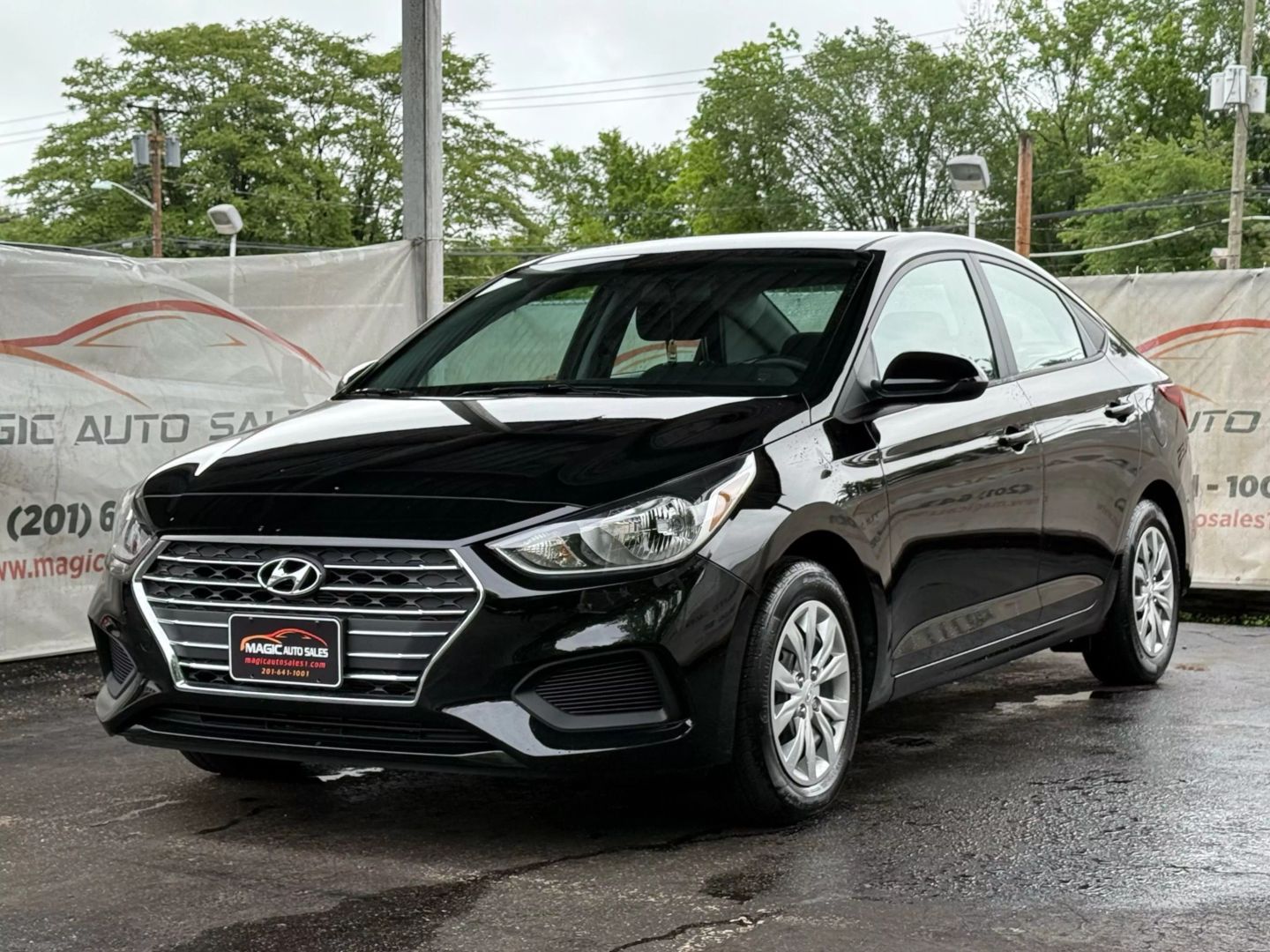2022 Hyundai Accent - Image 3