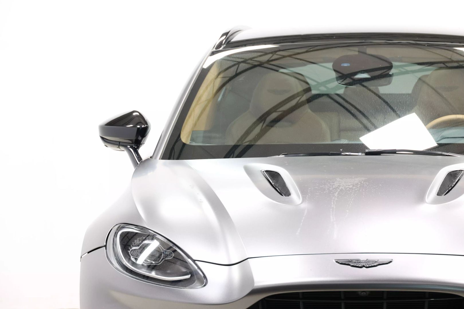 2021 Aston Martin Dbx - Image 112