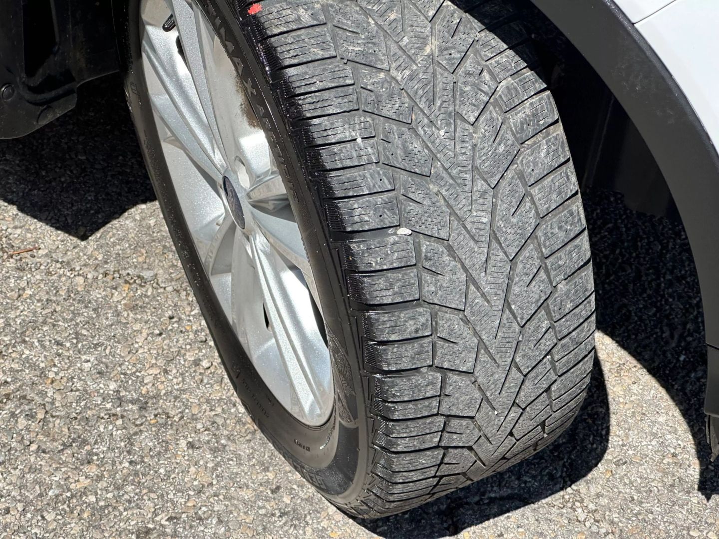 2018 Ford Escape - Image 43
