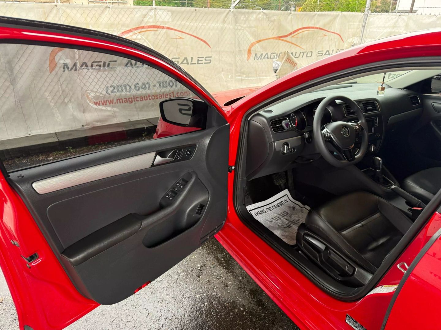 2018 Volkswagen Jetta - Image 14