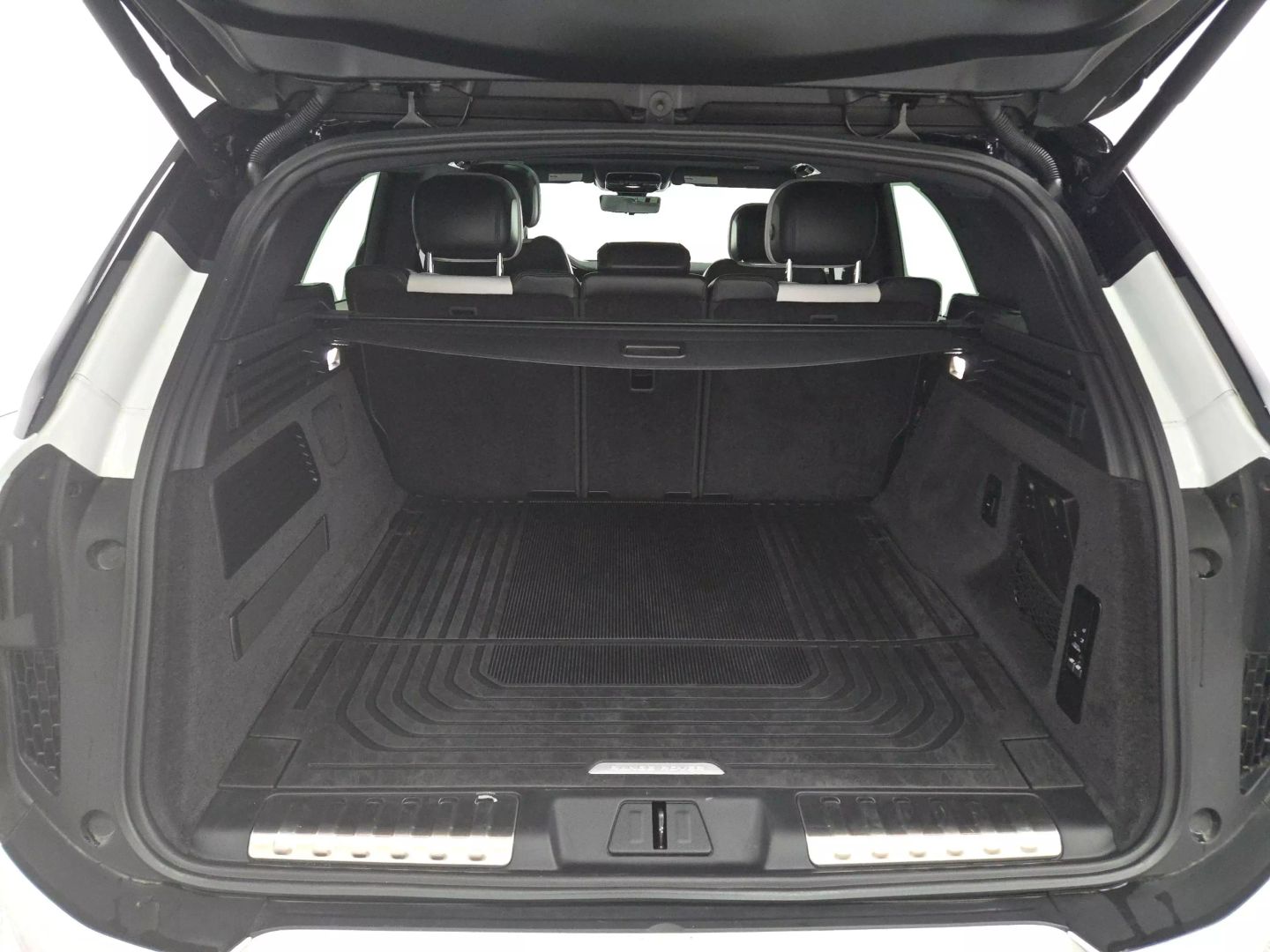 2024 Land Rover Range Rover Sport - Image 13