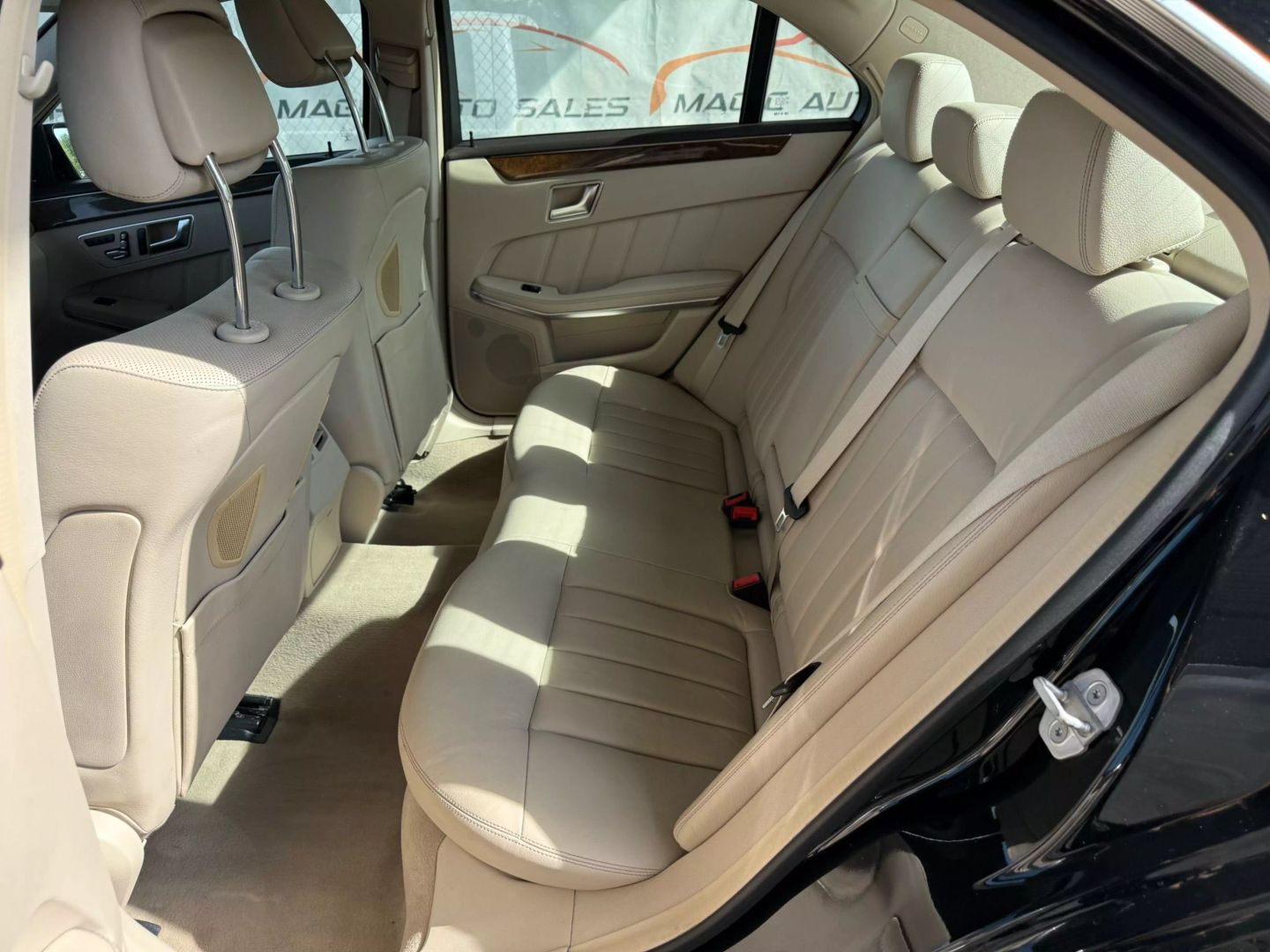 2015 Mercedes-benz E-class - Image 18