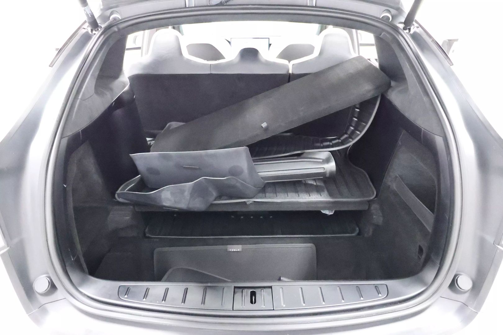2023 Tesla Model X - Image 59