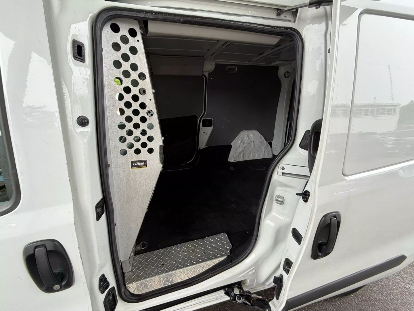 2021 Ram Promaster City Tradesman - Image 17