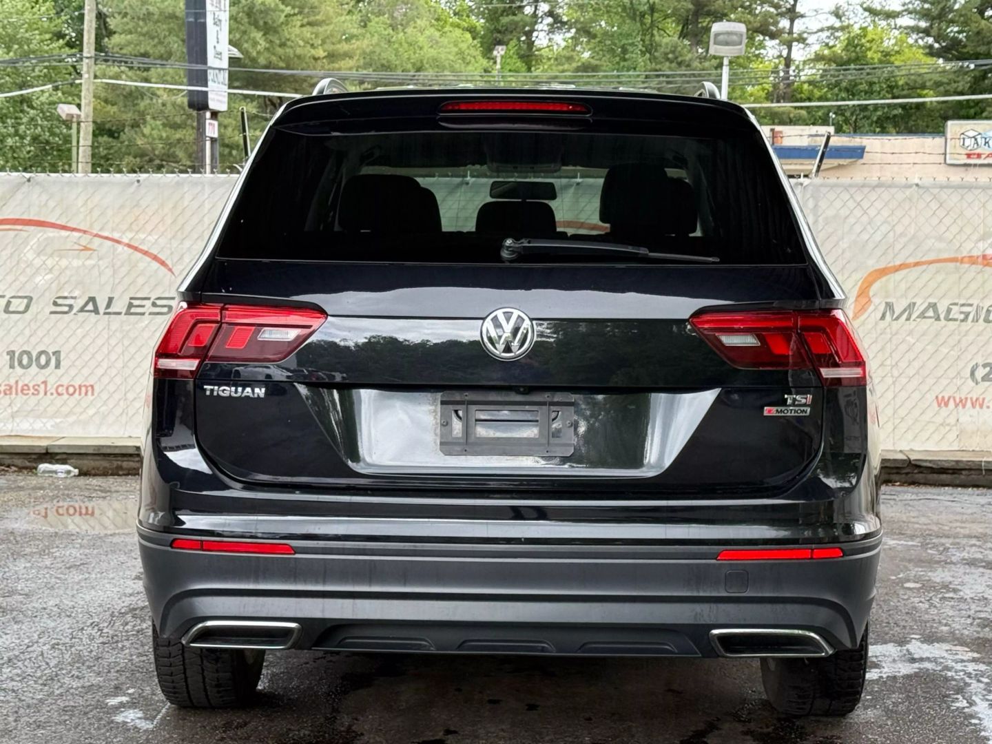 2018 Volkswagen Tiguan - Image 10