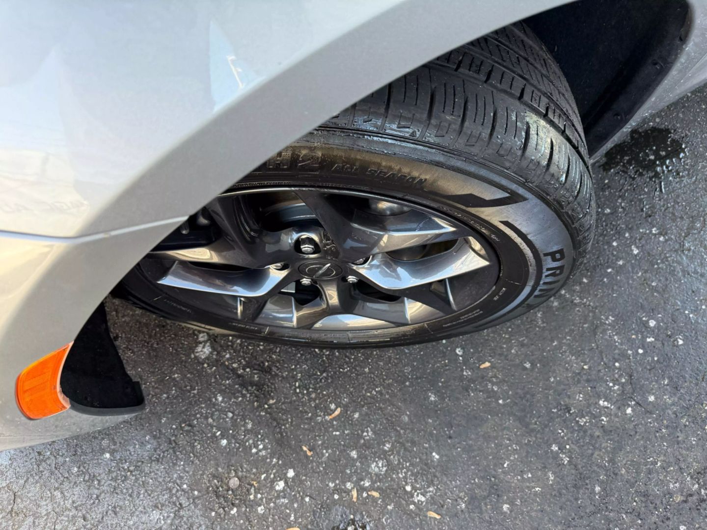 2019 Chrysler Pacifica - Image 38