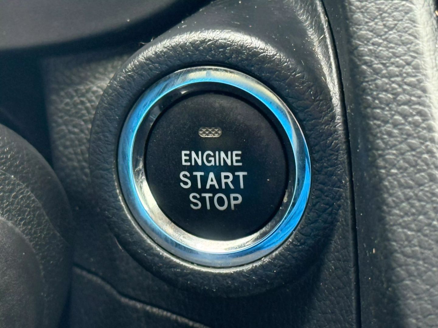 2015 Subaru Forester - Image 41