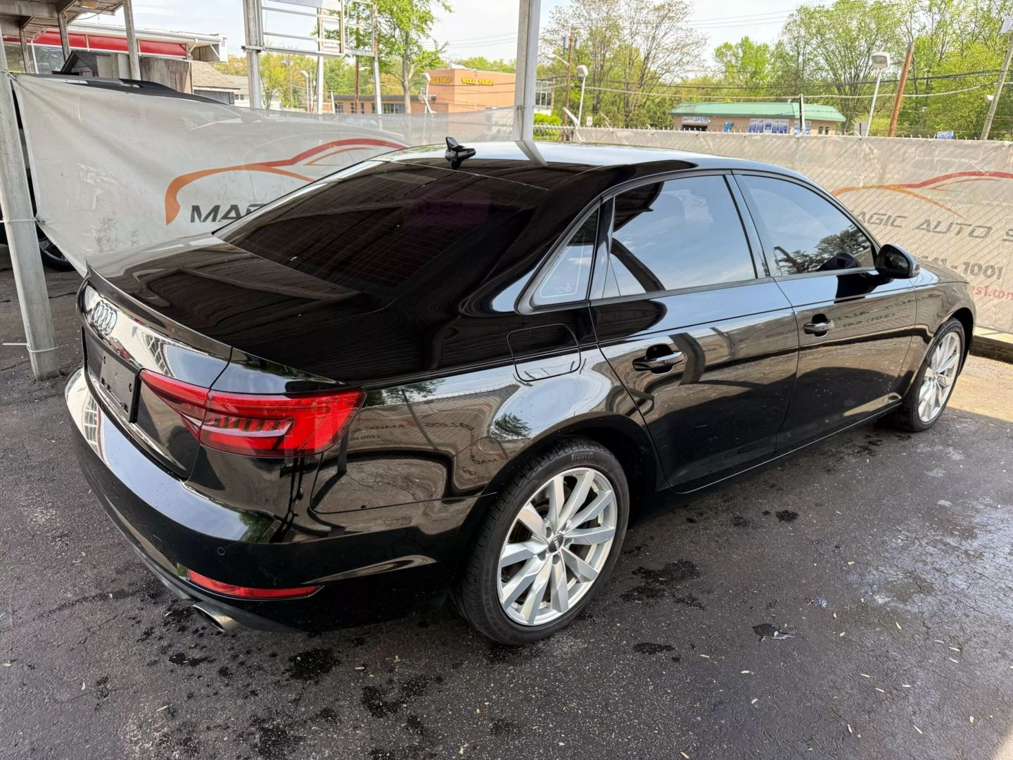 2017 Audi A4 - Image 12