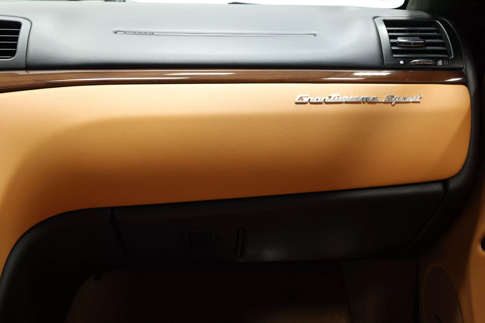 2016 Maserati Granturismo - Image 82