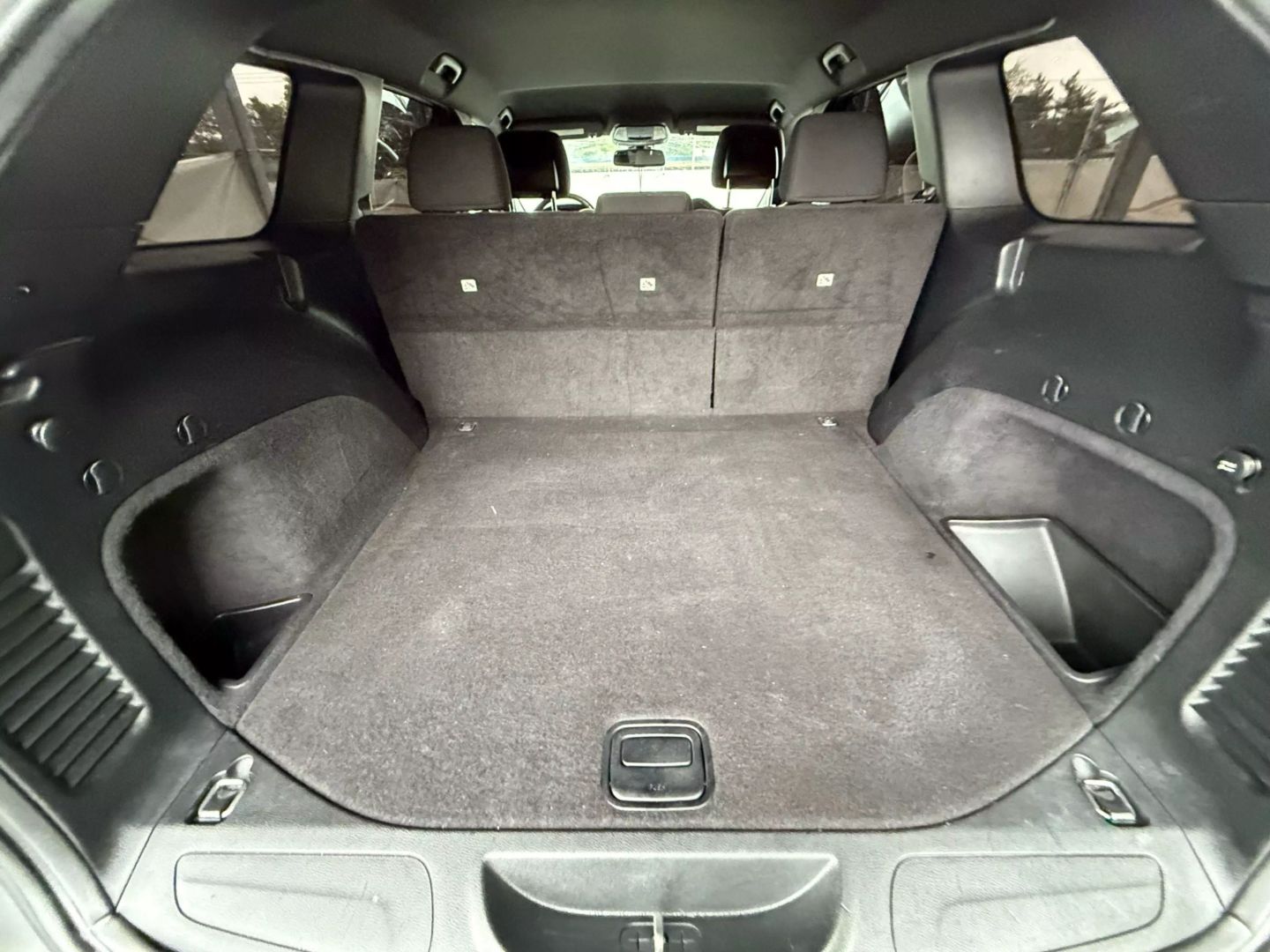 2015 Jeep Grand Cherokee - Image 20