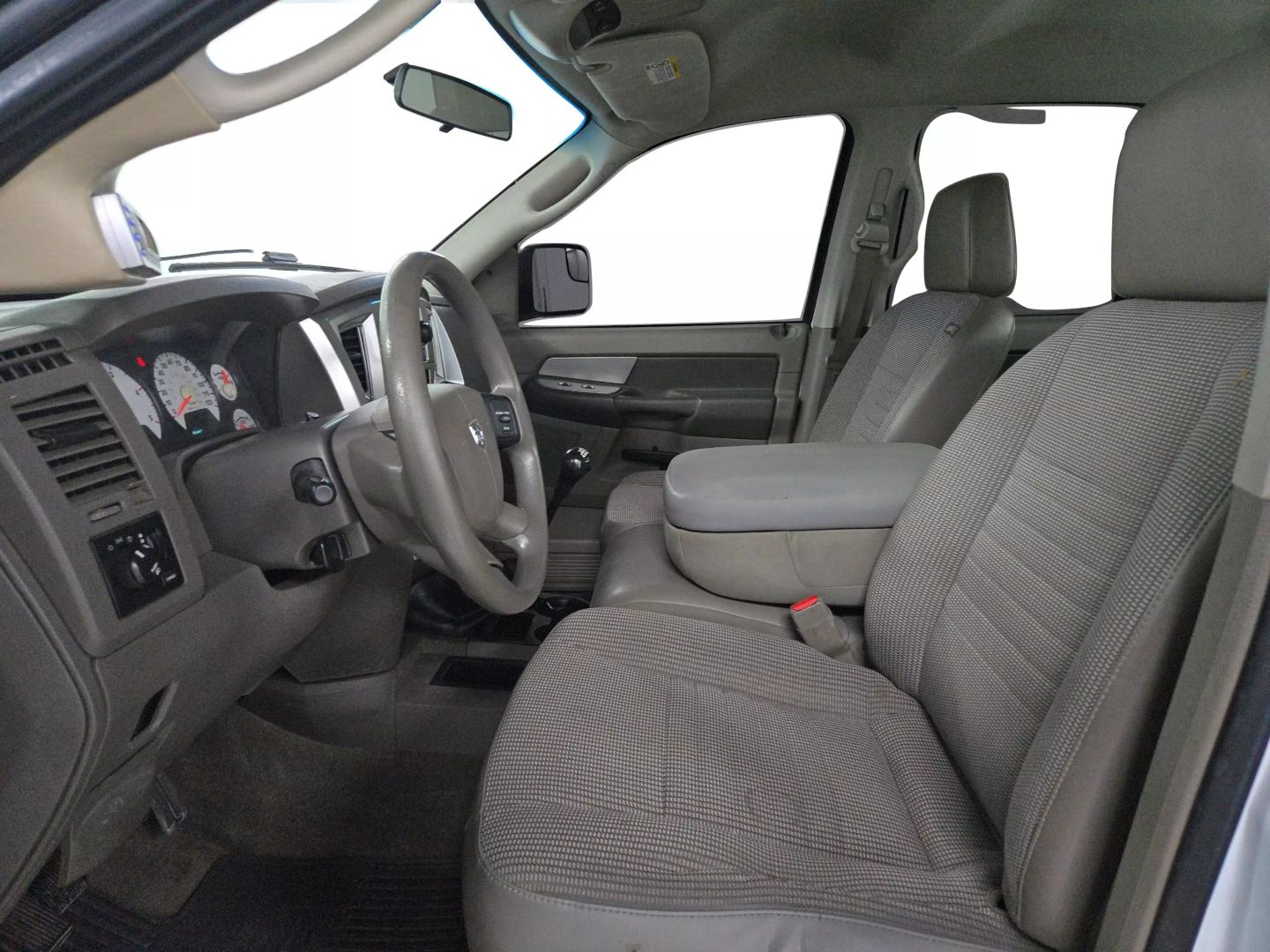 2008 Dodge Ram 3500 Quad Cab - Image 9