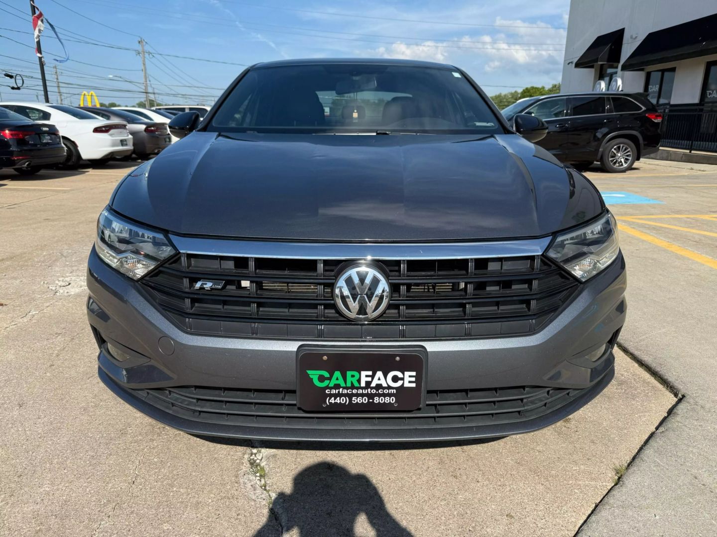 2019 Volkswagen Jetta - Image 2