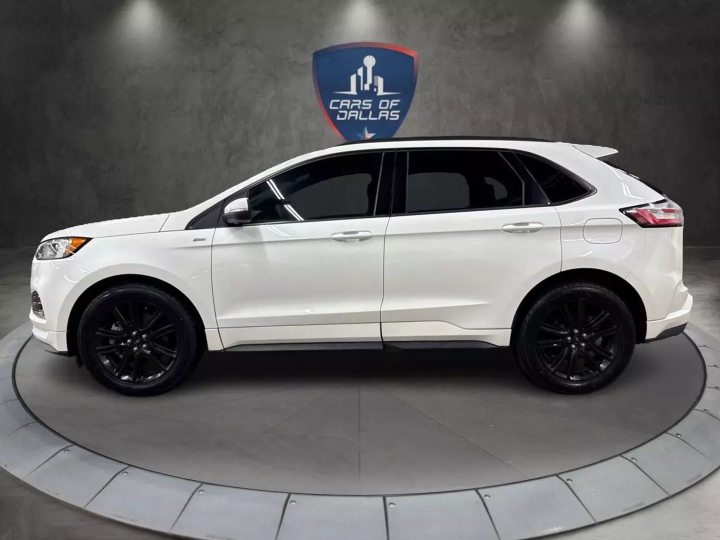 2020 Ford Edge - Image 2