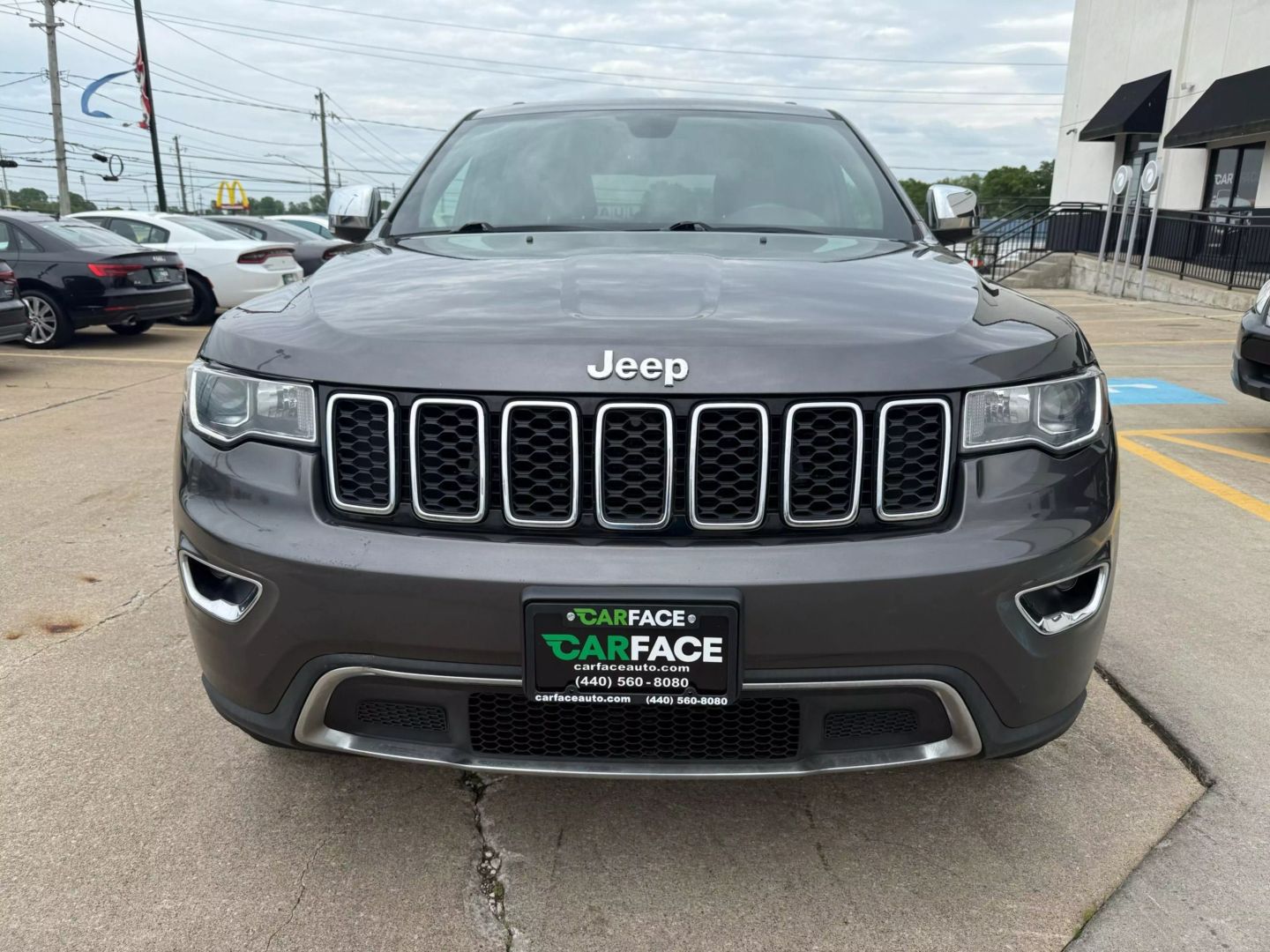 2018 Jeep Grand Cherokee - Image 2