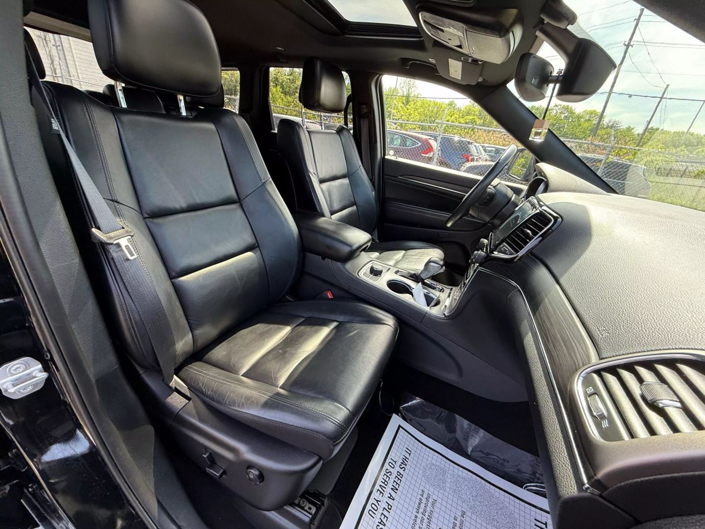 2019 Jeep Grand Cherokee - Image 26