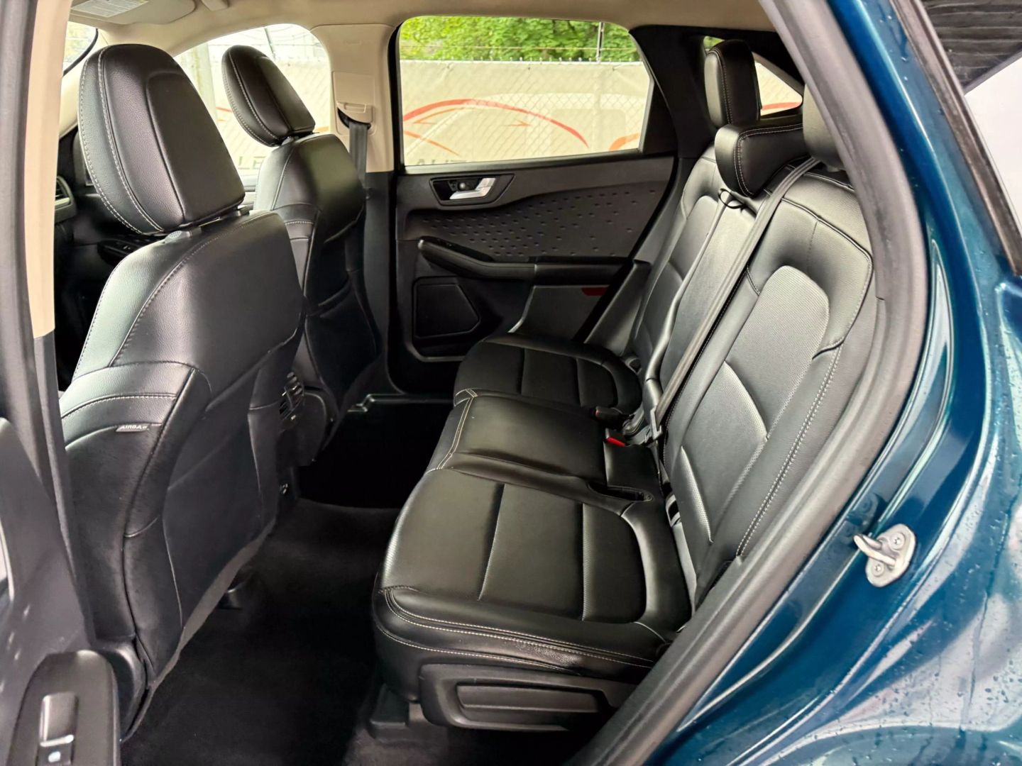 2020 Ford Escape - Image 18