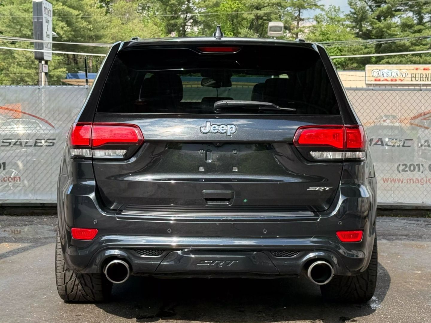 2014 Jeep Grand Cherokee - Image 10