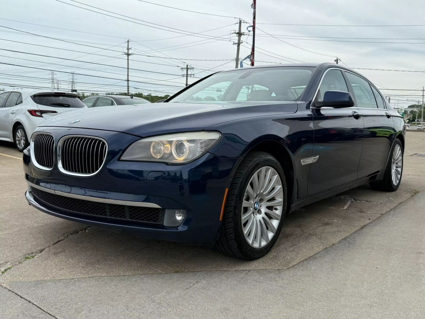 2010 Bmw 7 Series - Image 5