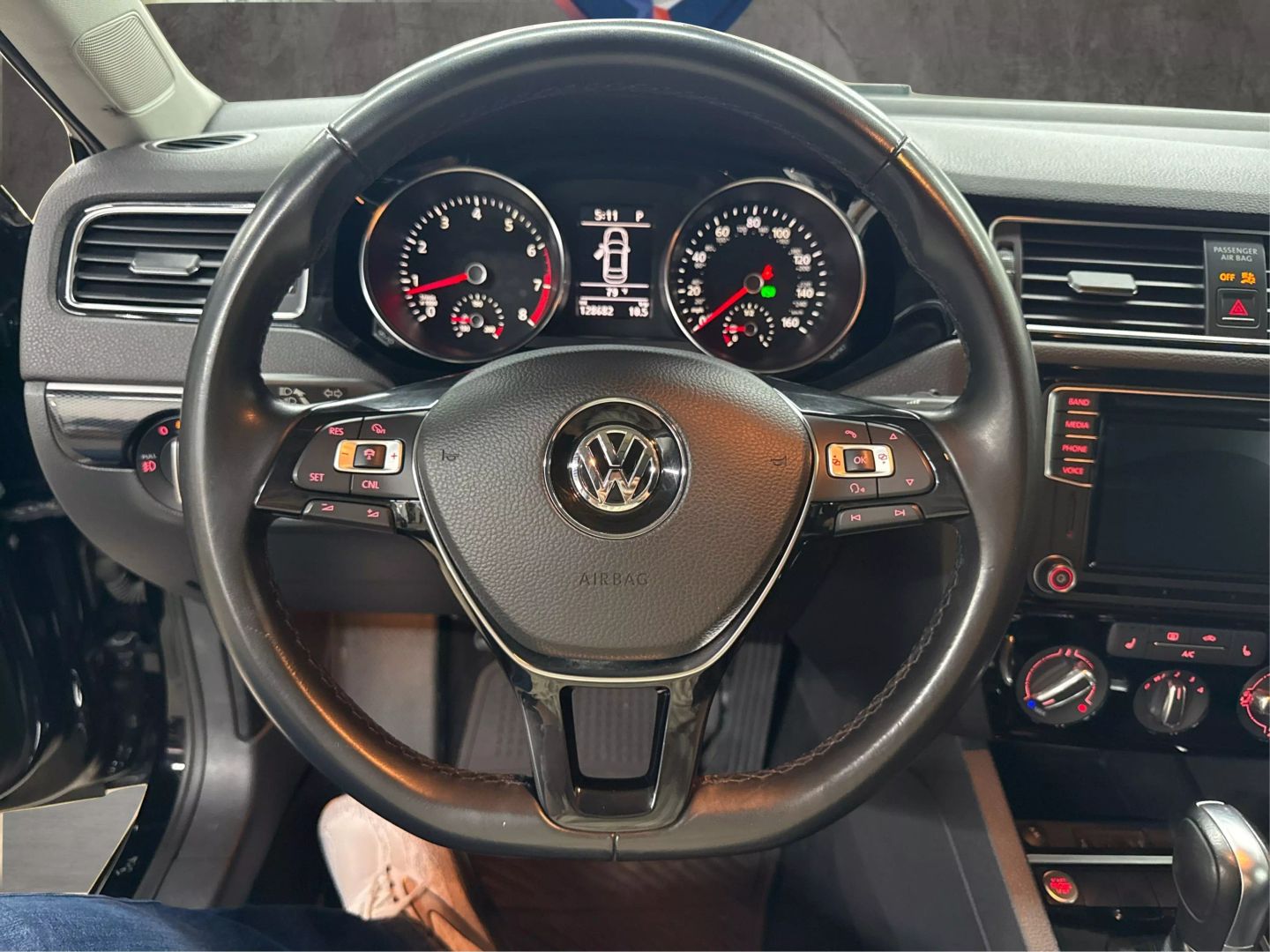 2016 Volkswagen Jetta - Image 35