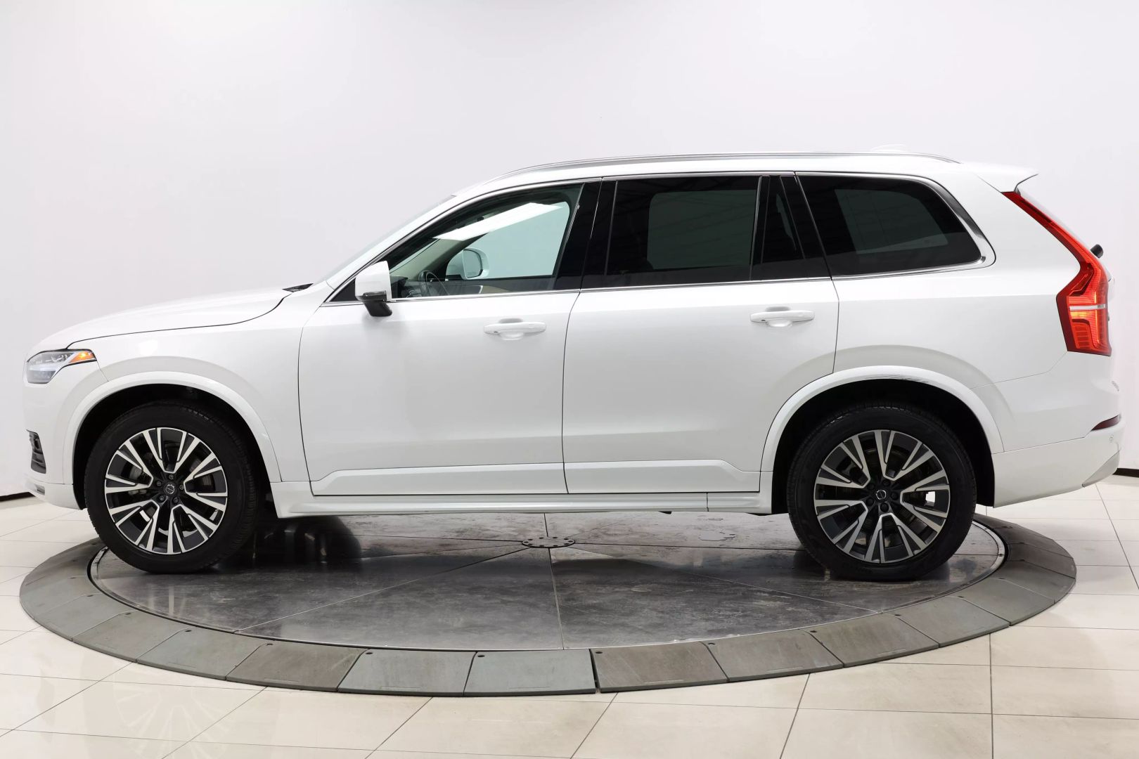 2022 Volvo Xc90 - Image 6