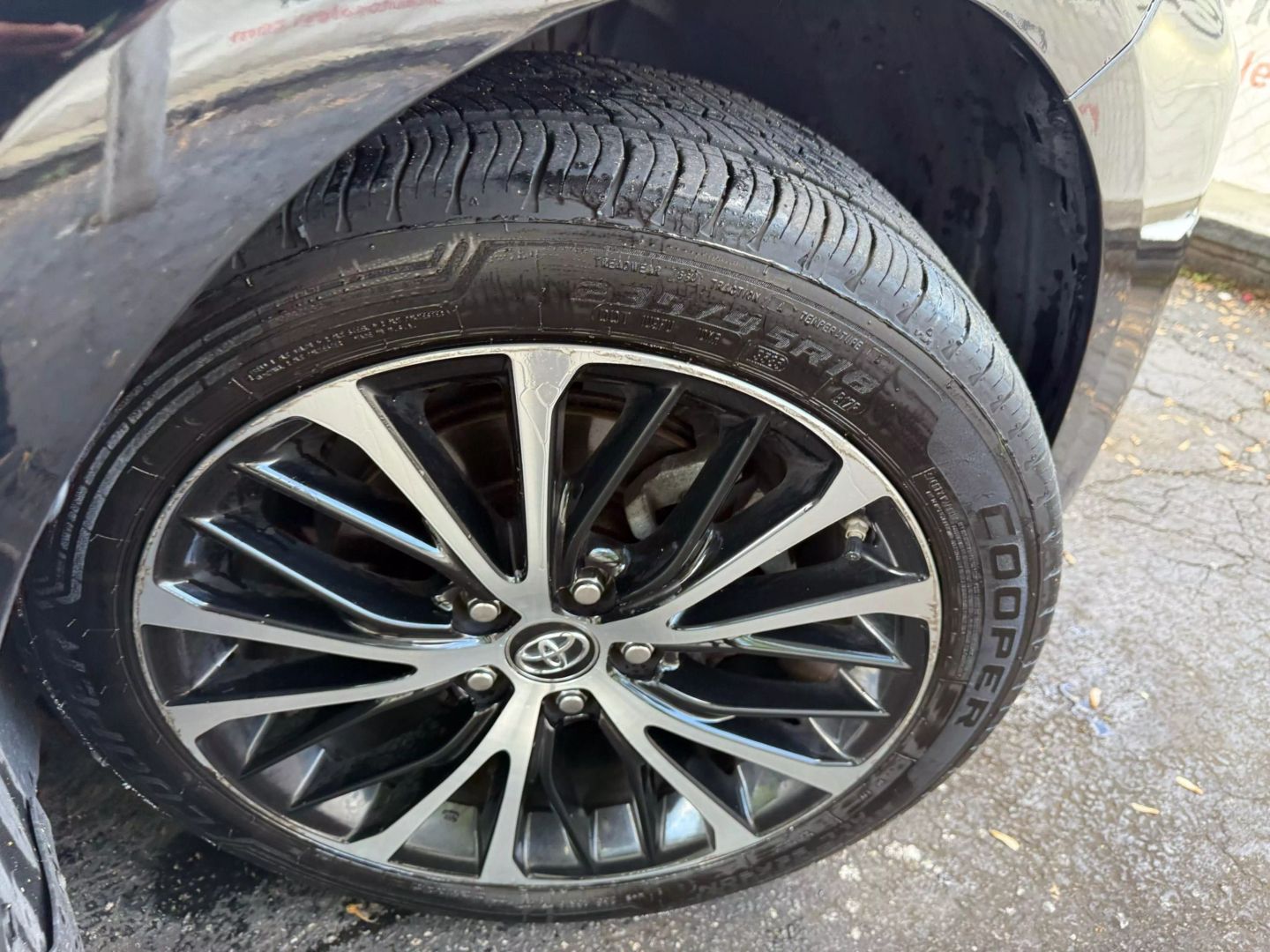 2019 Toyota Camry - Image 46