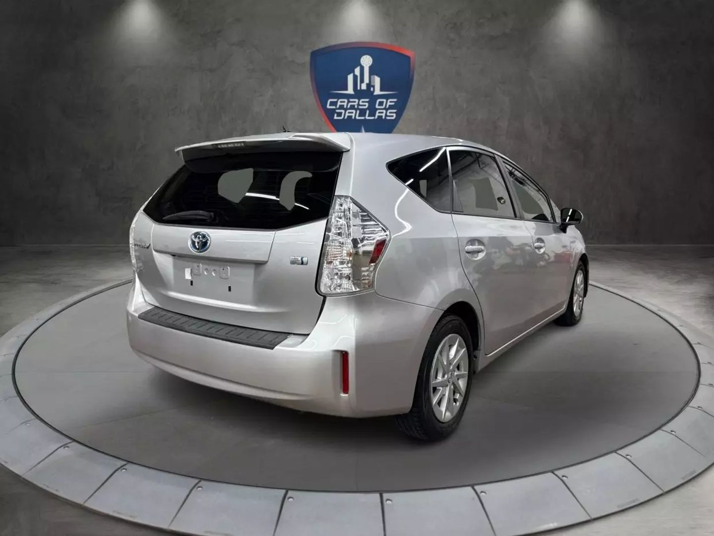 2012 Toyota Prius V - Image 5