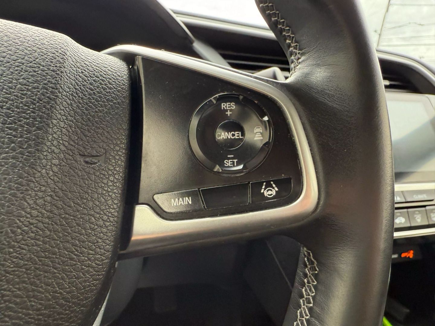 2019 Honda Civic - Image 28