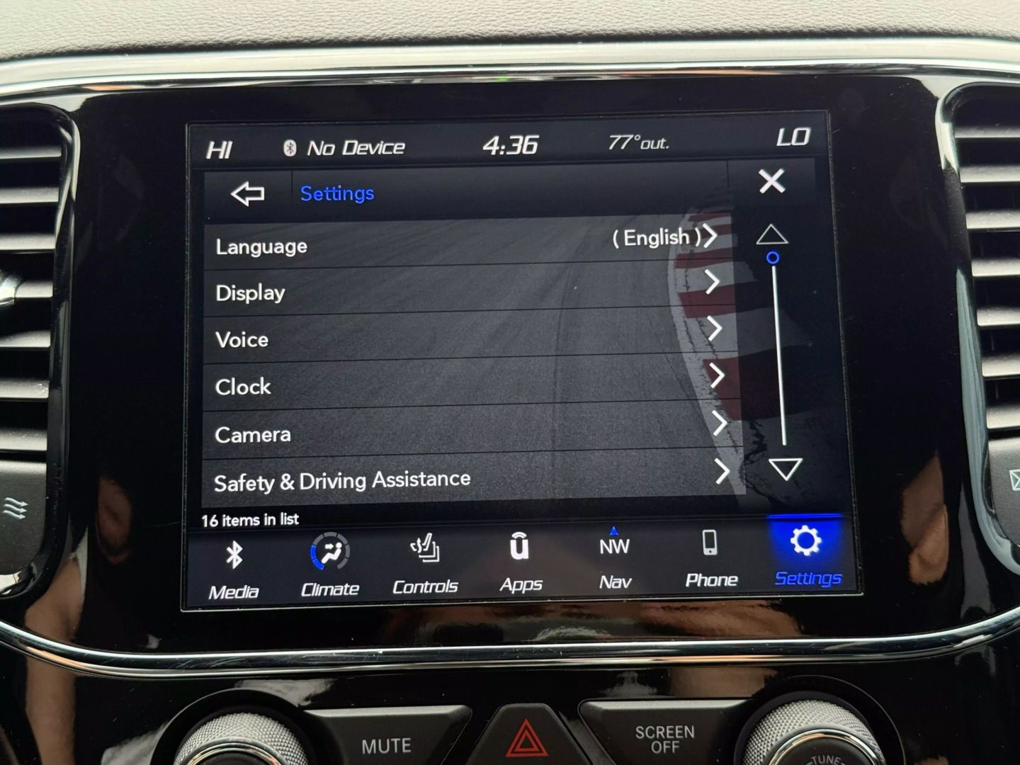 2020 Jeep Grand Cherokee - Image 45