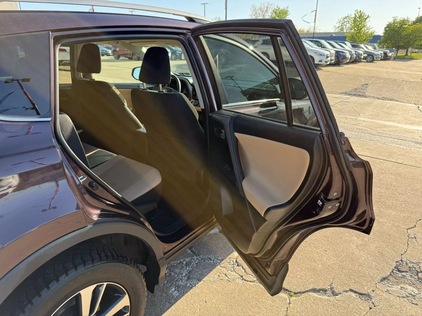 2017 Toyota Rav4 - Image 20