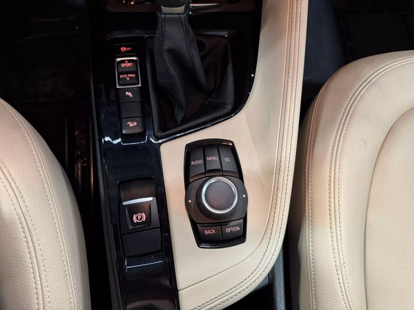 2016 Bmw X1 Xdrive28i Sport Utility 4d - Image 15