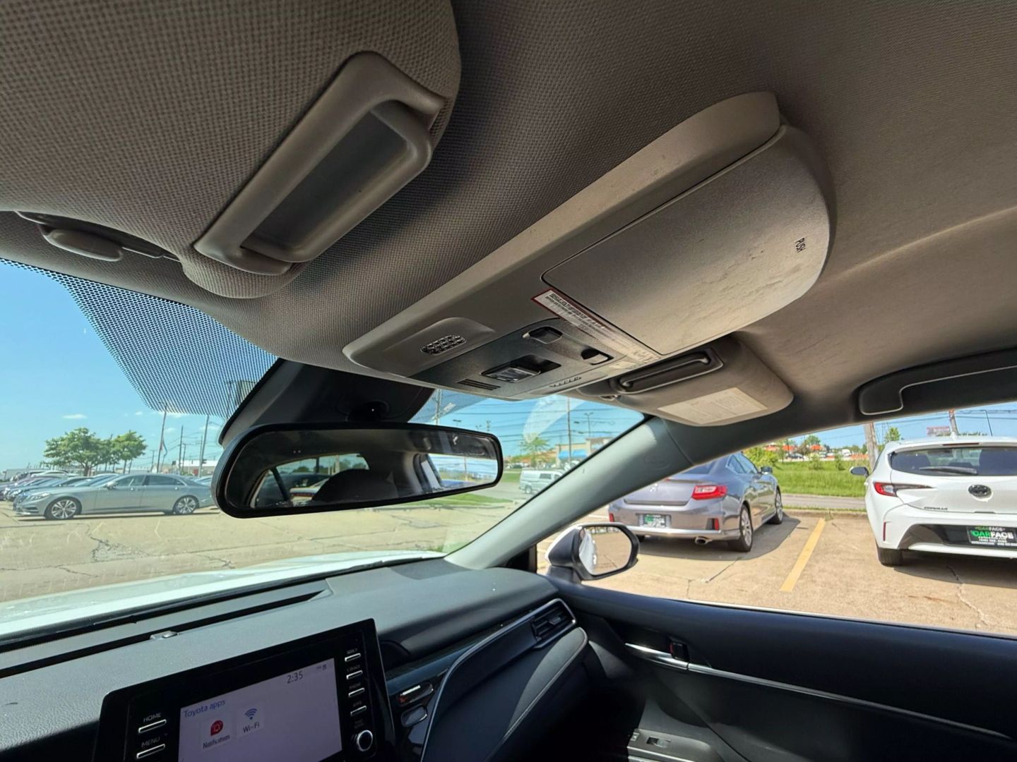 2021 Toyota Camry - Image 40