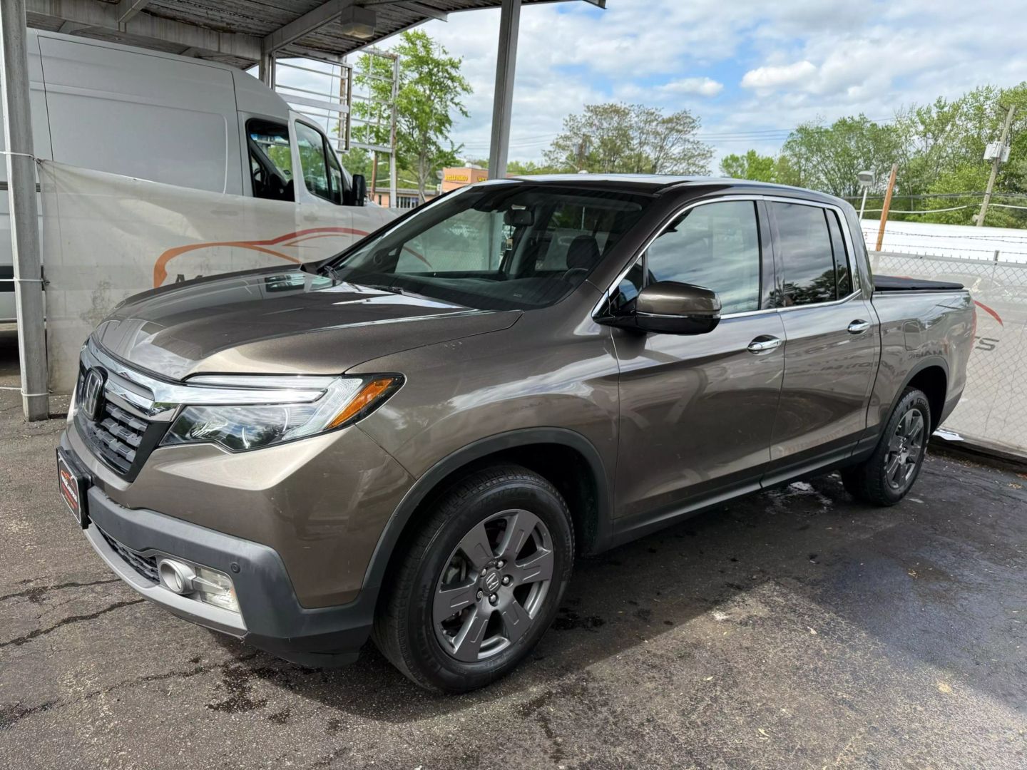 2020 Honda Ridgeline - Image 8