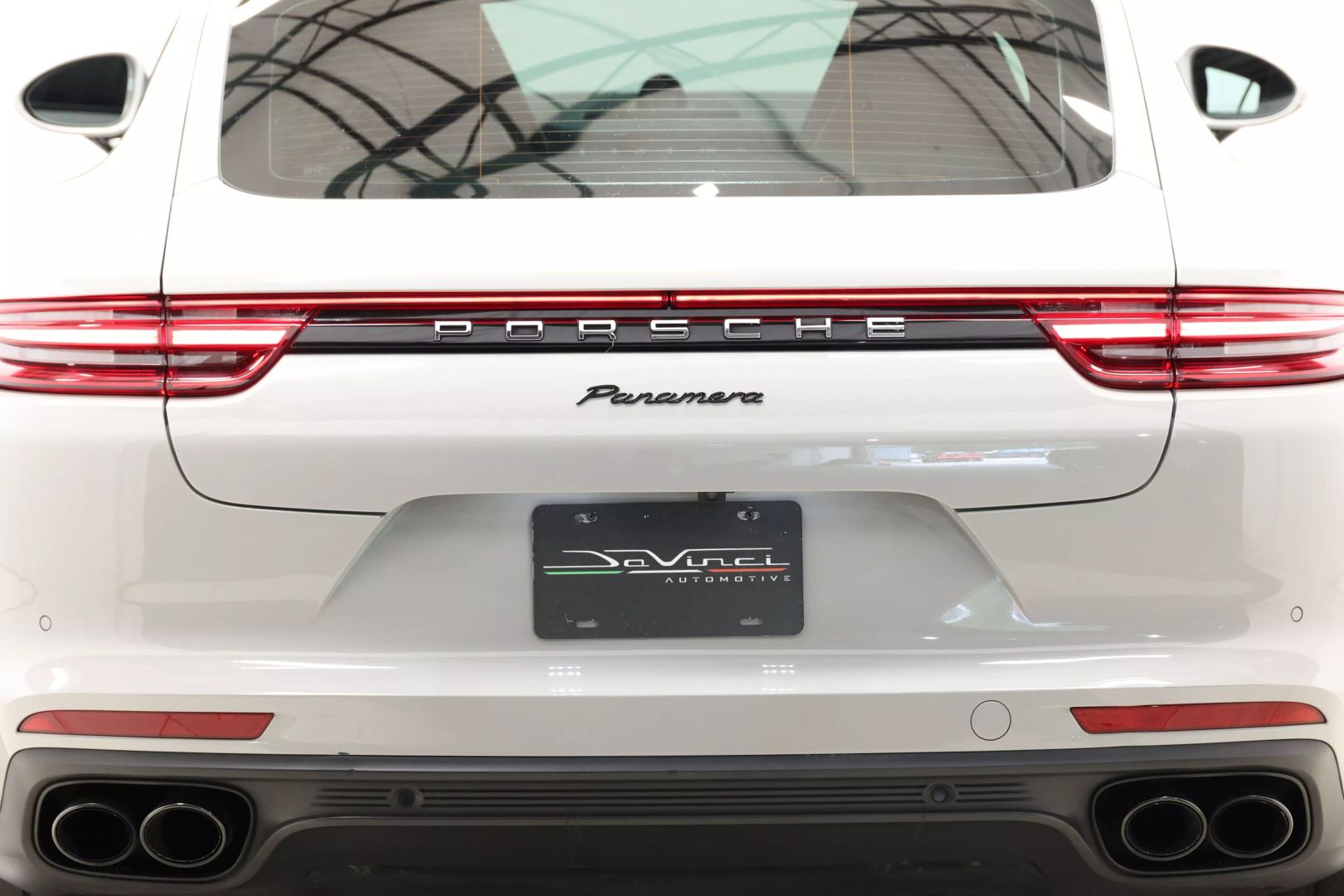 2018 Porsche Panamera - Image 62