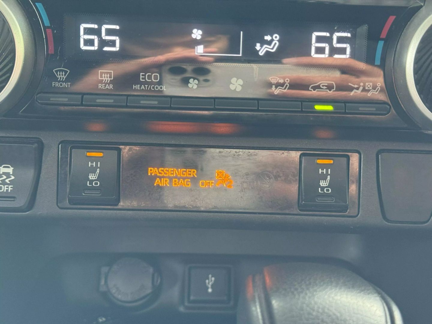2021 Toyota Rav4 Hybrid - Image 28