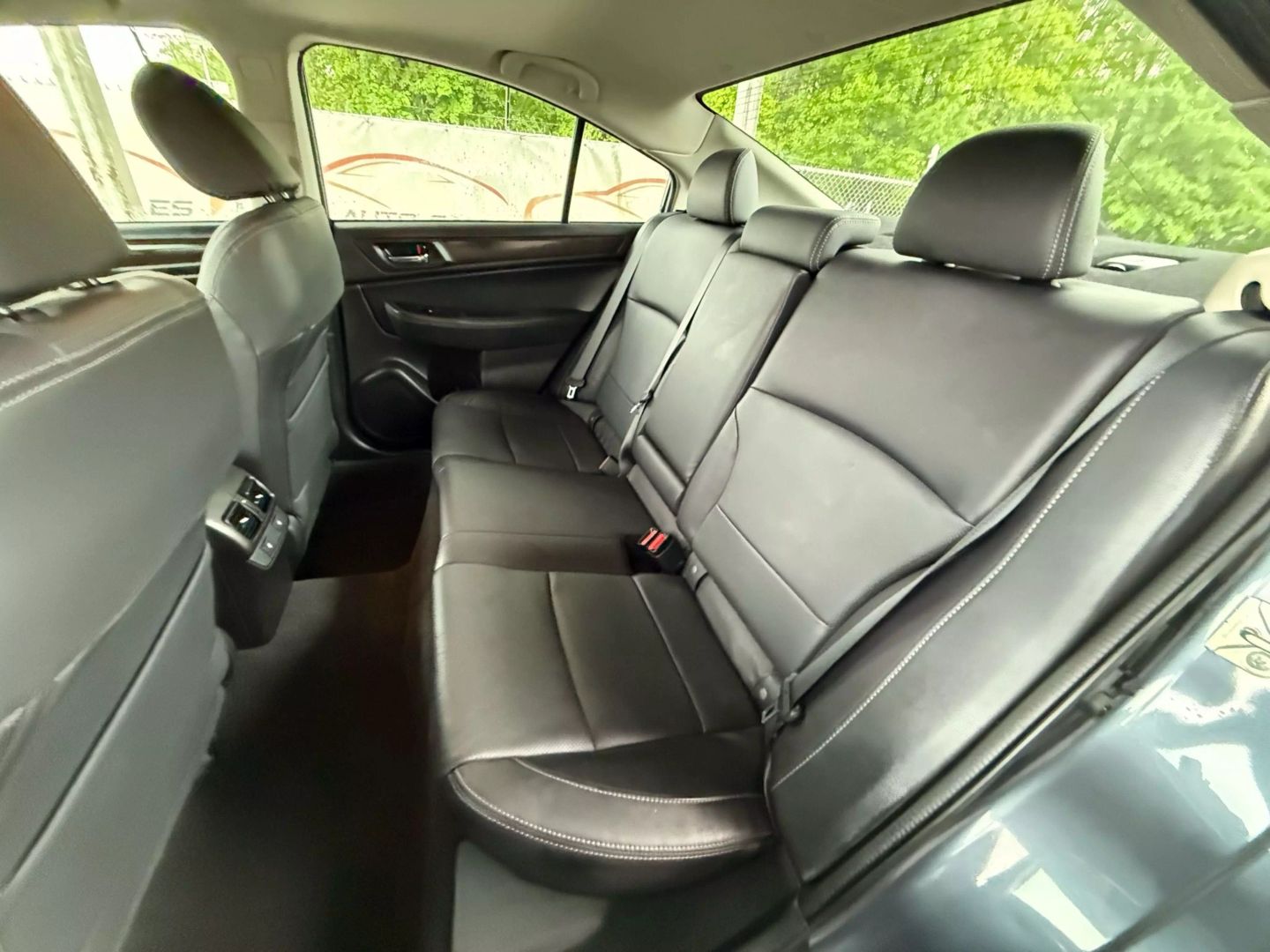 2017 Subaru Legacy - Image 19
